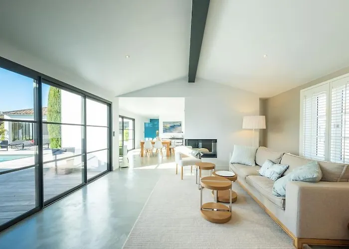 Villa Superbe Maison D'architecte Autour De Sa Piscine Chauffée *